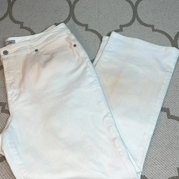 Chico’s Platinum Denim Quartz Original Fit Ombré Jeans, 16 short - Picture 1 of 15